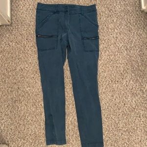 LOFT blue skinny cargo pants